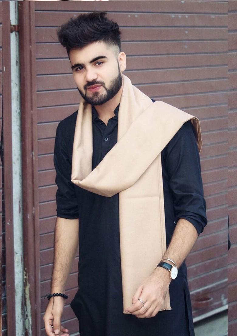 Black Solid Poly Blend Kurta For Men