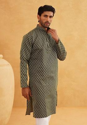 Green Woven Poly Blend Kurta For Men