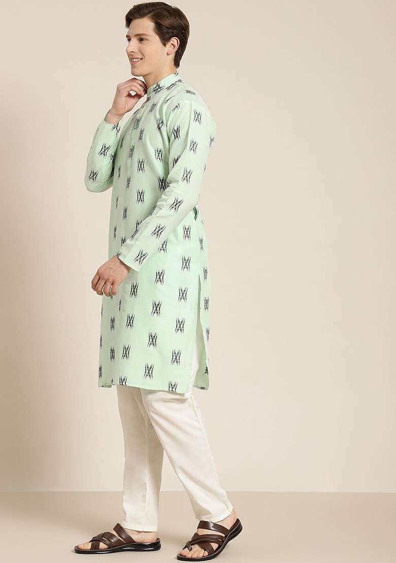 Green Solid Cotton Kurta For Men - Indya