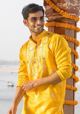 Yellow Geometric Print Poly Blend Kurta For Men