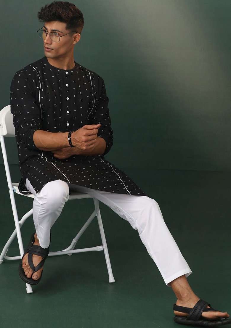 Black Geometric Print Cotton Kurta For Men - Indya