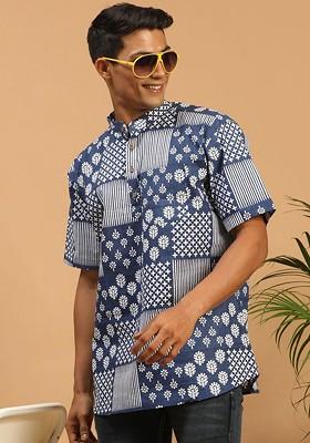 Blue Ethnic Motifs Poly Blend Kurta For Men