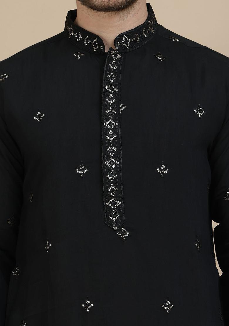Black Embroidered Silk Kurta With Dupatta For Men - Indya