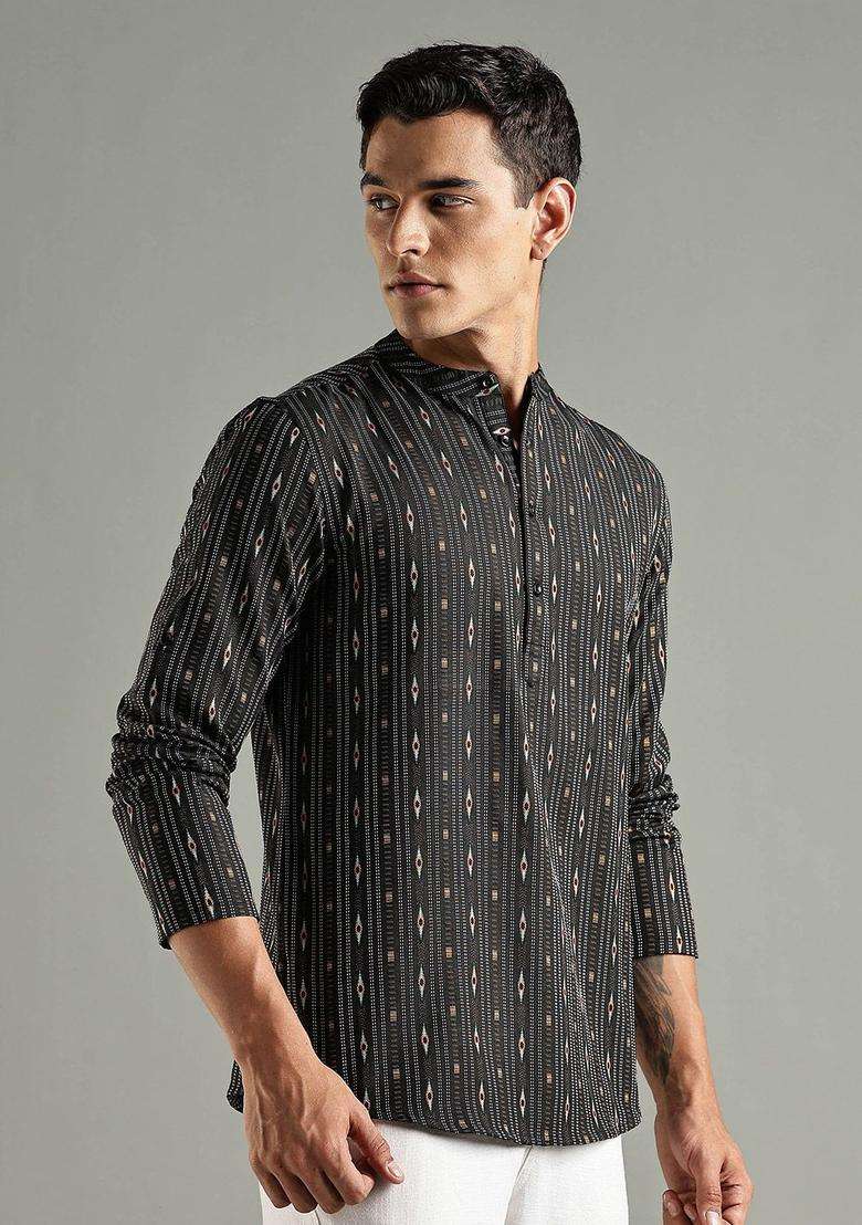 Black Striped Blended Kurta For Men - Indya