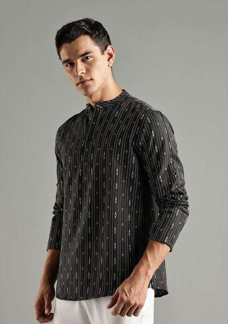 Black Striped Blended Kurta For Men - Indya