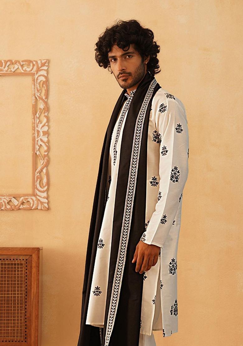 White Embroidered Silk Kurta With Dupatta For Men - Indya