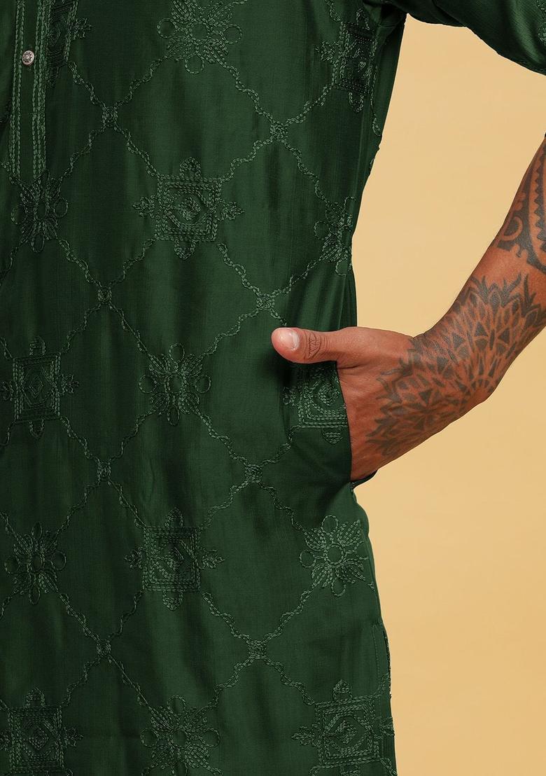 Green Embroidered Cotton Kurta For Men - Indya