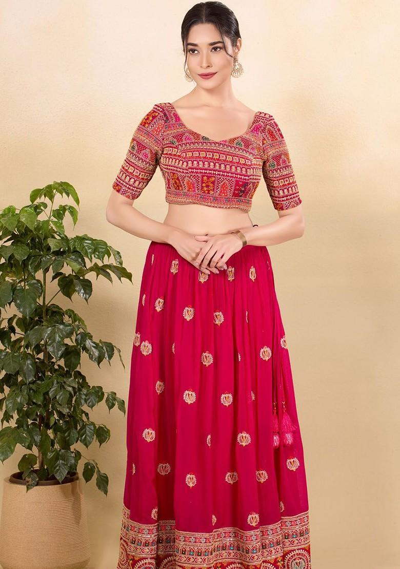 Embroidered Sweetheart Neck Padded Saree Blouse