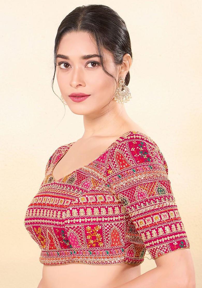 Embroidered Sweetheart Neck Padded Saree Blouse