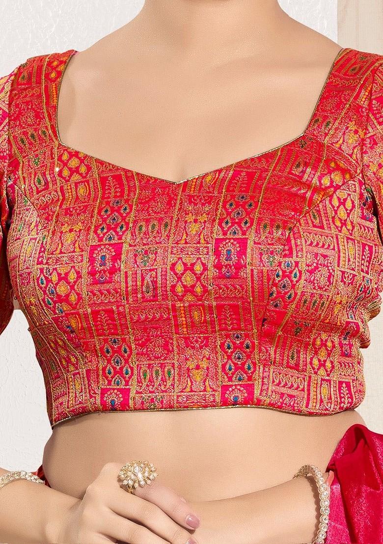 Woven Design Round Neck Padded Saree Blouse