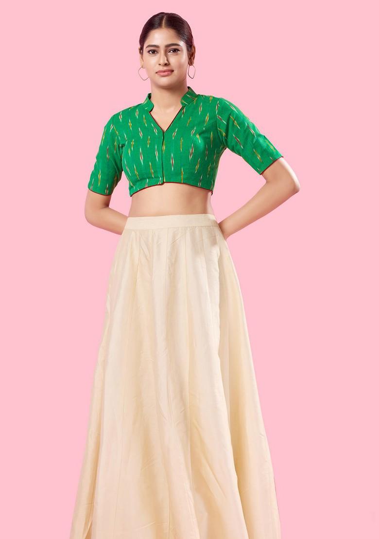 Women Mandarin Collar Padded Saree Blouse