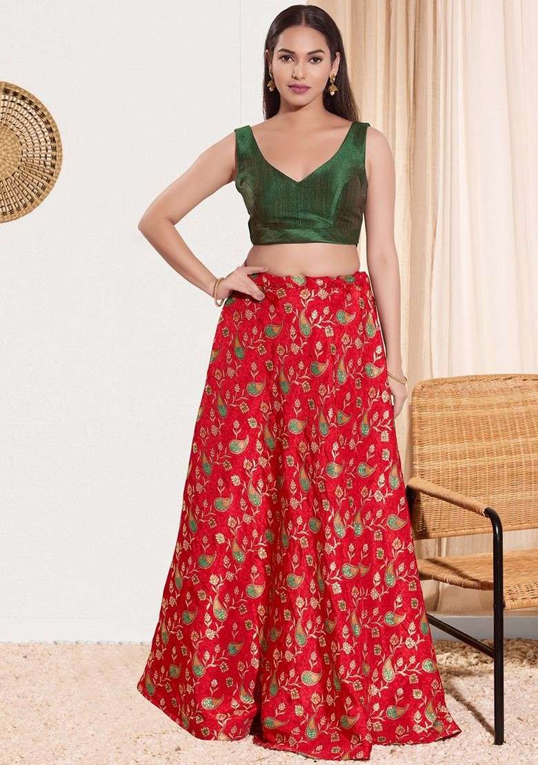 V Neck Padded Saree Blouse - Indya