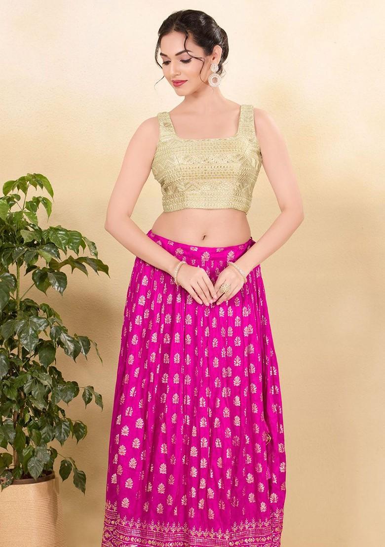 Women Square Neck Padded Saree Blouse