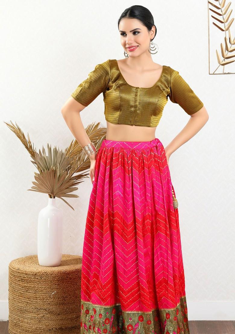 Women Round Neck Padded Saree Blouse