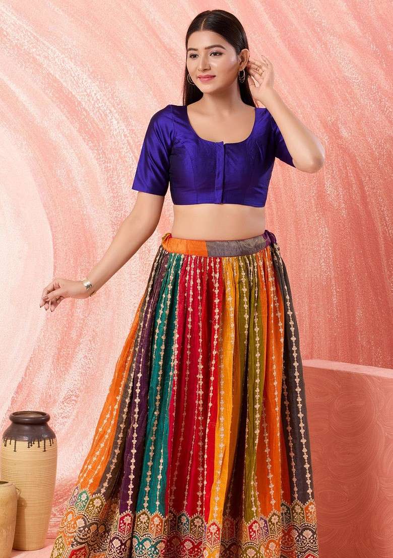 Women Round Neck Padded Saree Blouse - Indya