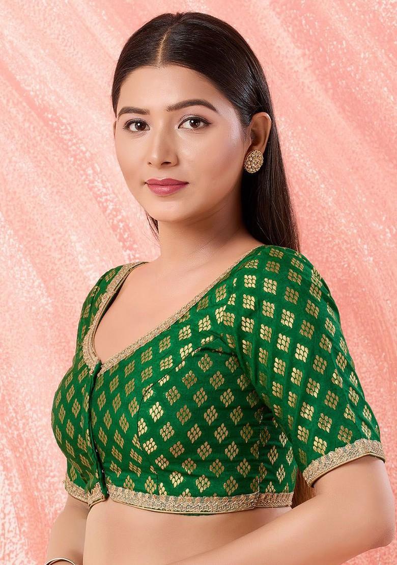 Women Sweetheart Neck Padded Saree Blouse