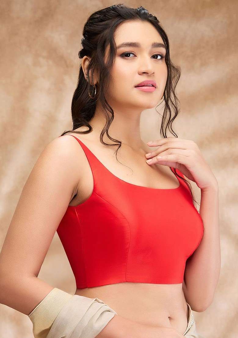 Women Red Taffeta Silk Solid Round Neck Saree Blouse - Indya