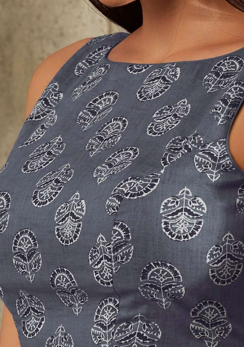 Block Printed Boat Neck Sleeveless Cotton Saree Blouse - Indya