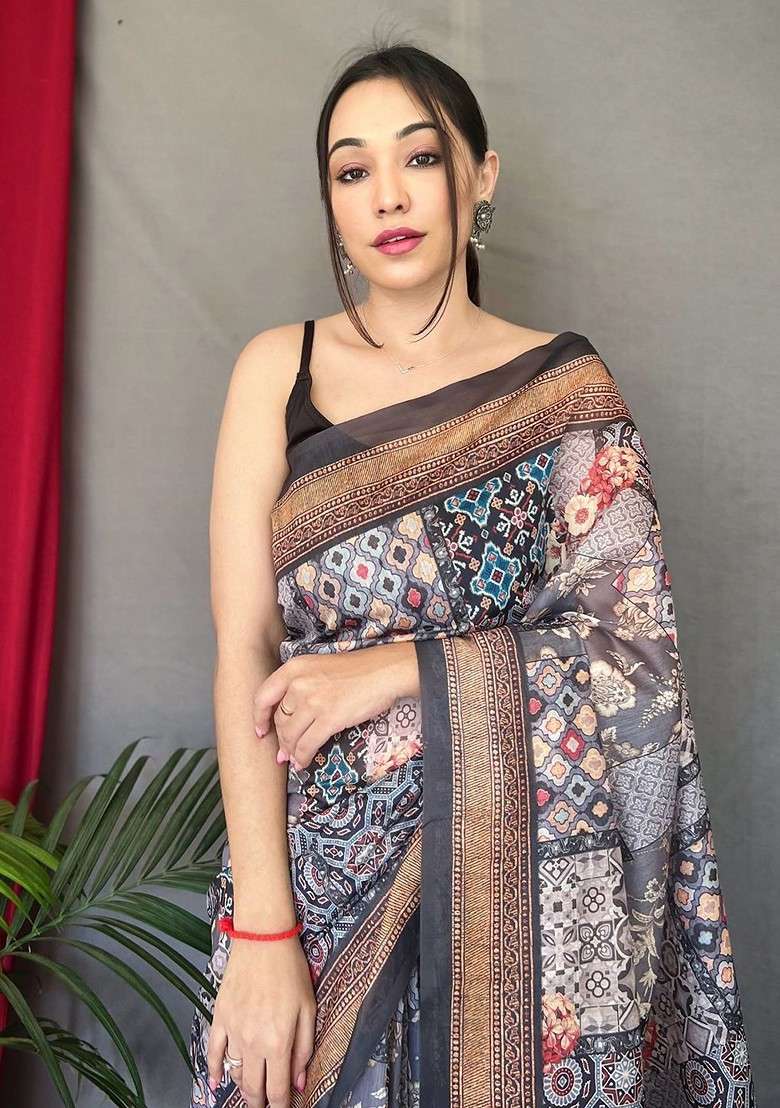 Grey Blended Saree Set with Embroidered for Diwali | Wedding & Festive Wear - Indya