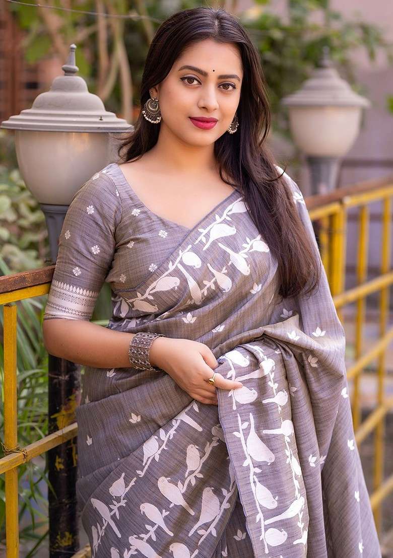 Grey Embroidered Blended Saree Set for Diwali and Festive Wear - Indya