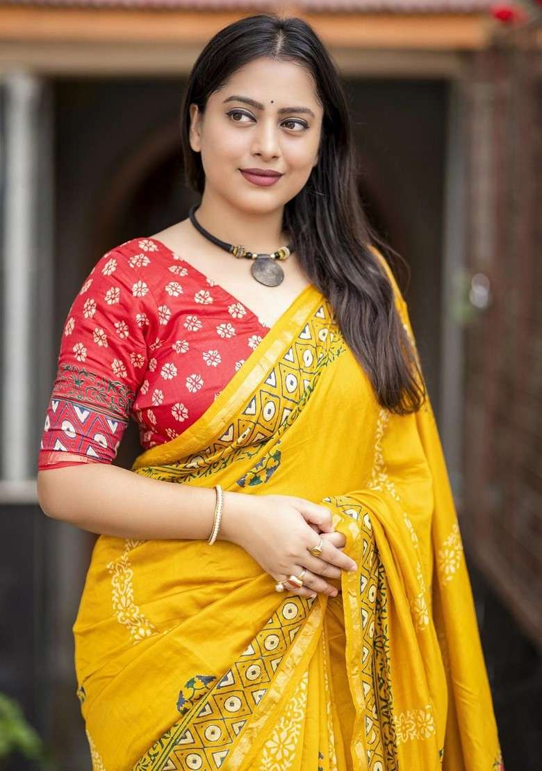 Yellow Embroidered Blended Saree Set for Diwali and Festive Wear - Indya