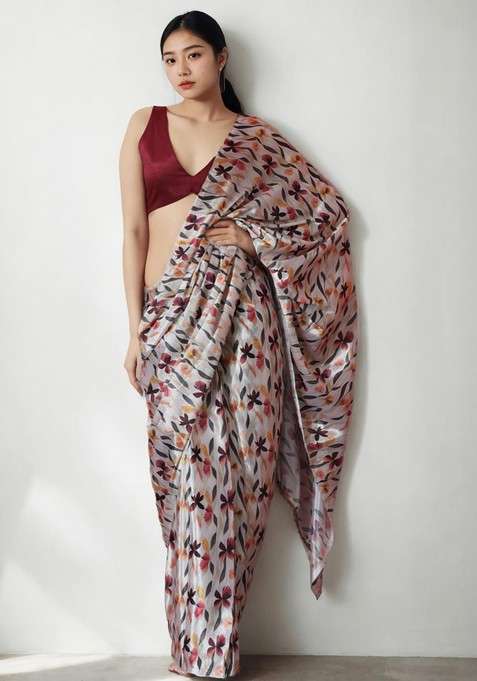 White Blended Saree Set with Embroidered for Diwali | Wedding & Festive Wear