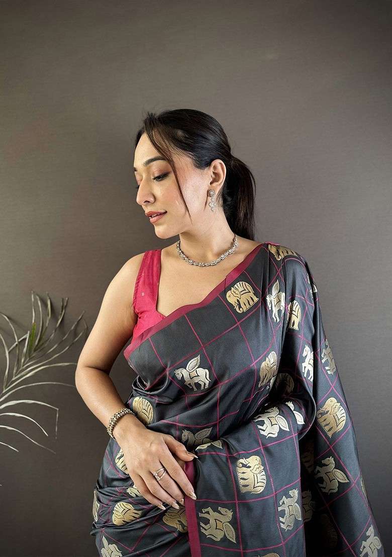 Grey Blended Saree Set with Embroidered for Diwali | Wedding & Festive Wear - Indya