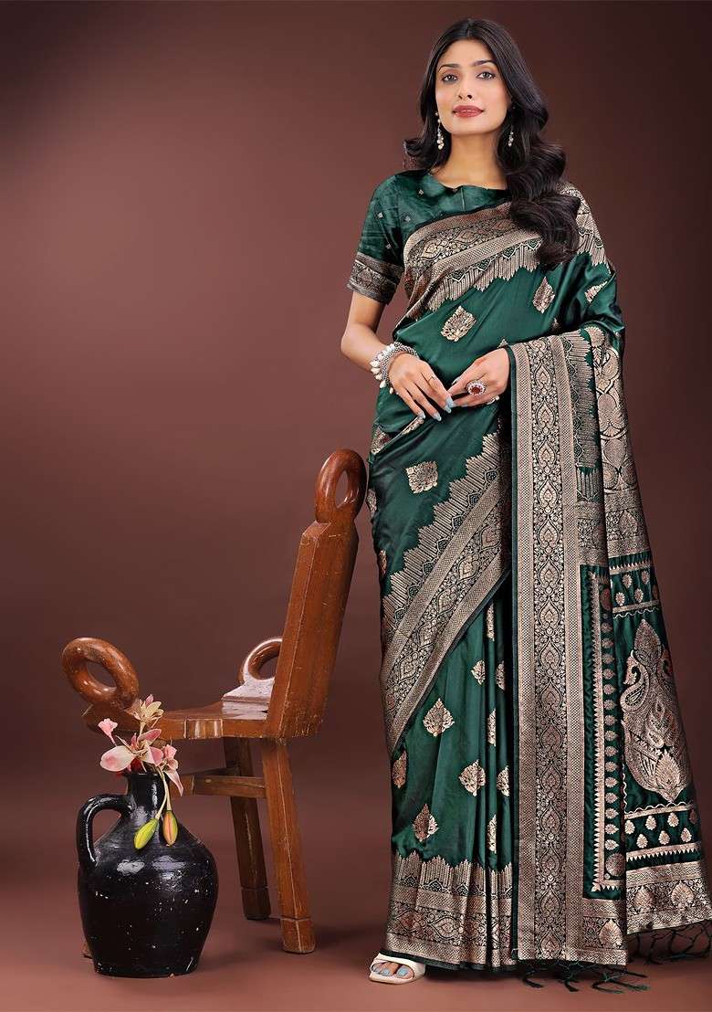 Green Embroidered Blended Saree Set for Diwali and Festive Wear - Indya