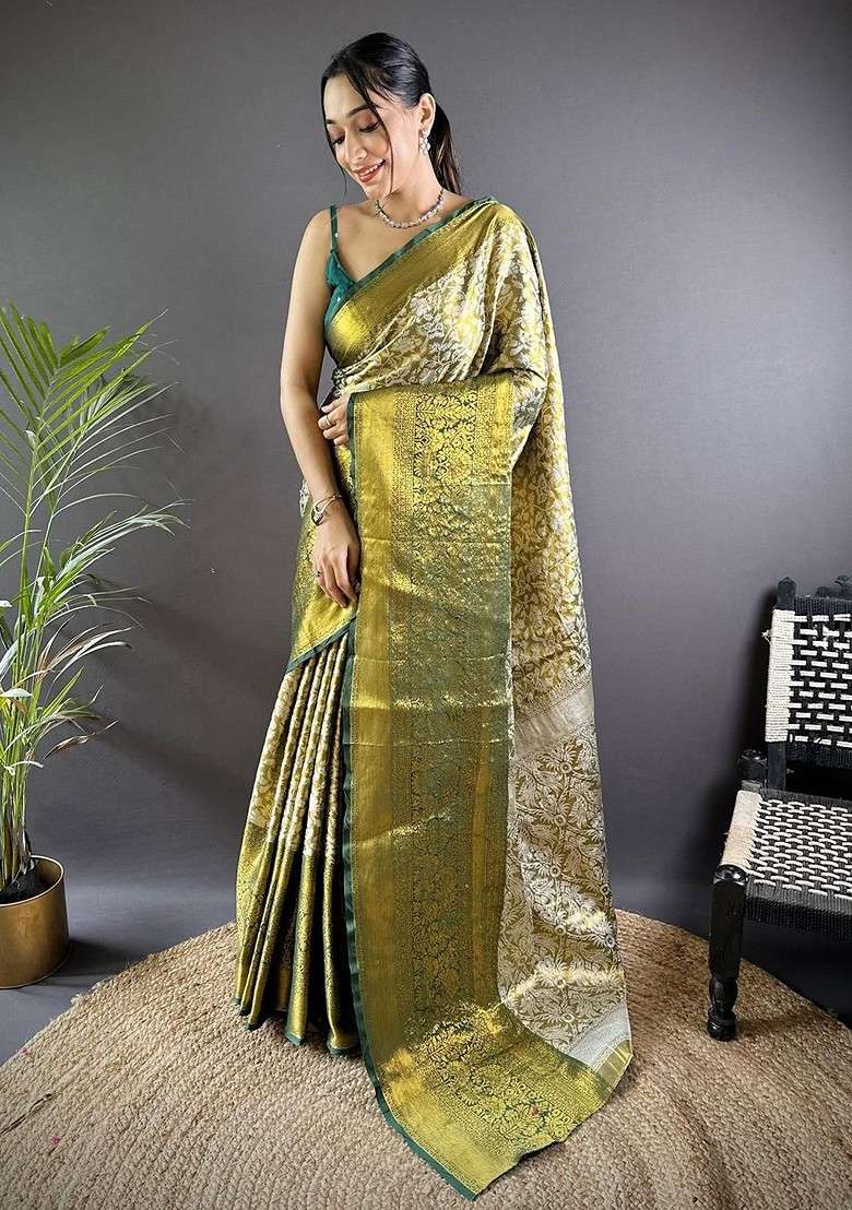 Green Embroidered Blended Saree Set for Diwali and Festive Wear - Indya
