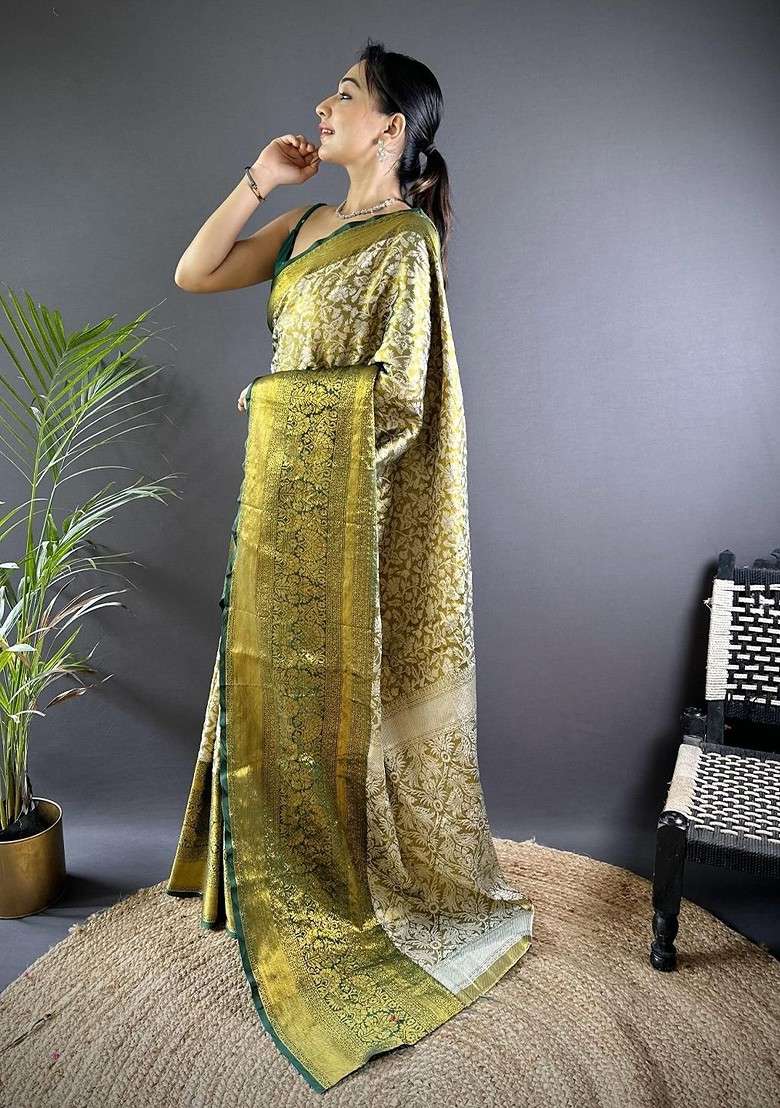 Green Embroidered Blended Saree Set for Diwali and Festive Wear - Indya