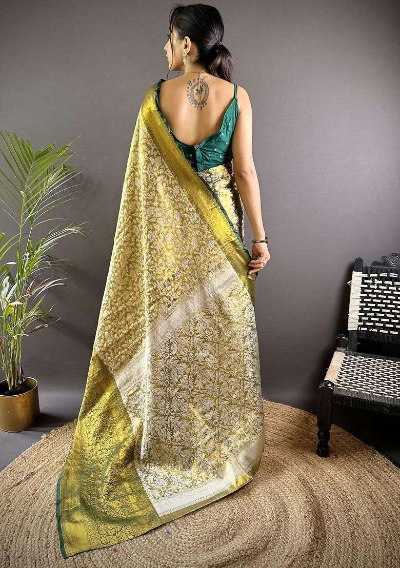Green Embroidered Blended Saree Set for Diwali and Festive Wear - Indya