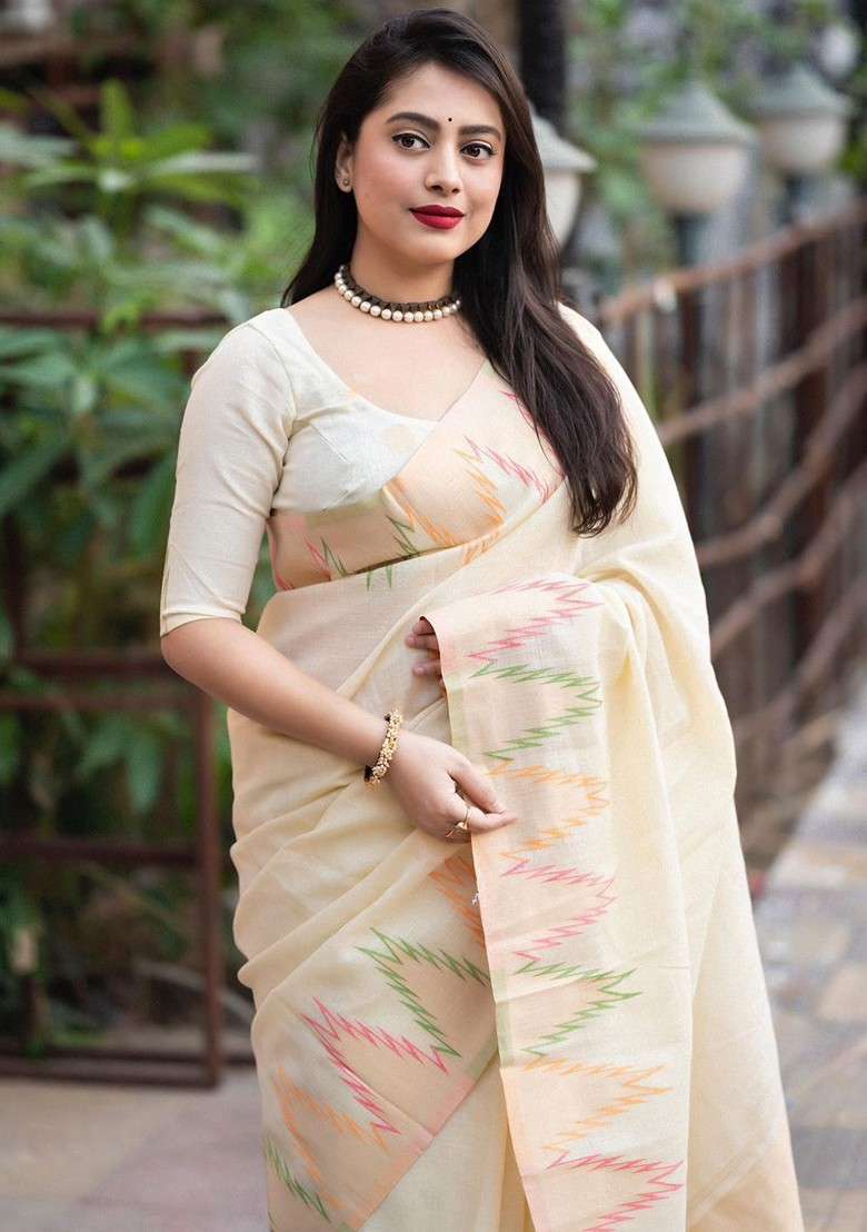 Off White Blended Saree Set with Embroidered for Diwali | Wedding & Festive Wear - Indya