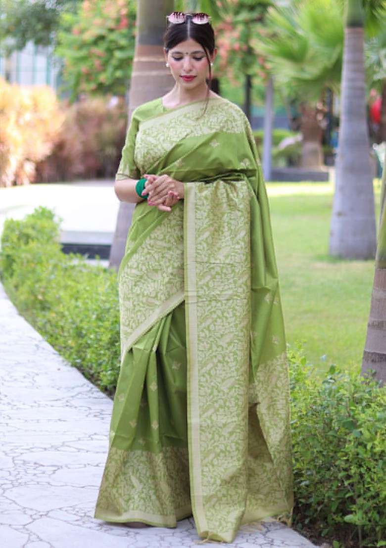 Green Embellished Blended Saree Set for Diwali and Festive Wear - Indya