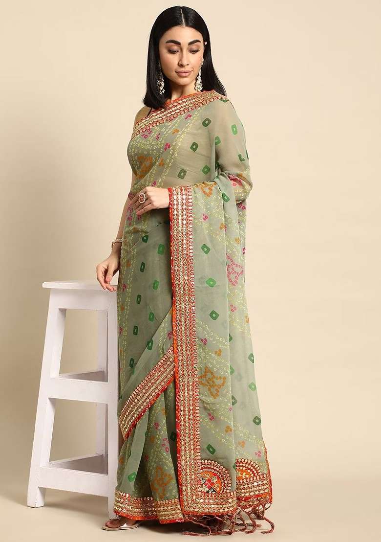 Green Blended Saree Set with Embroidered for Diwali | Wedding & Festive Wear - Indya