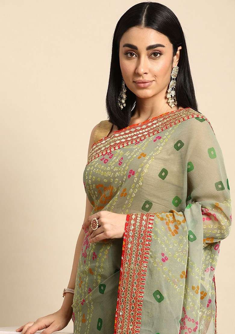 Green Blended Saree Set with Embroidered for Diwali | Wedding & Festive Wear - Indya