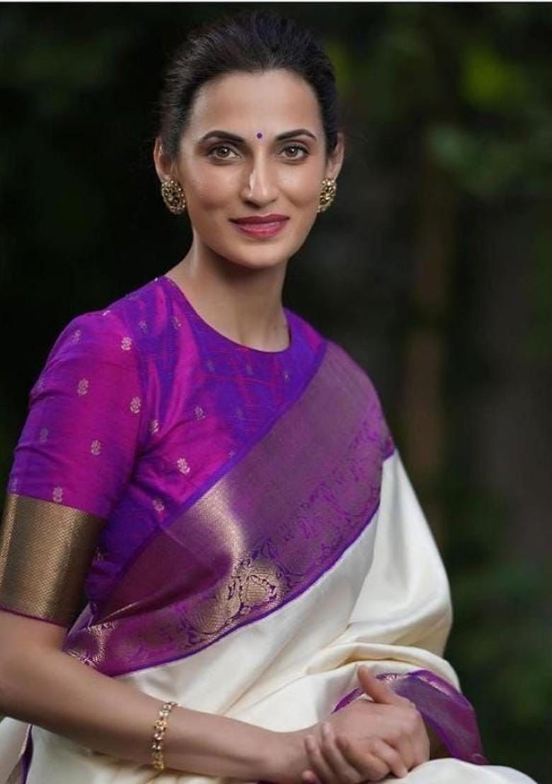 White Zari Printed Blended Saree Set - Indya