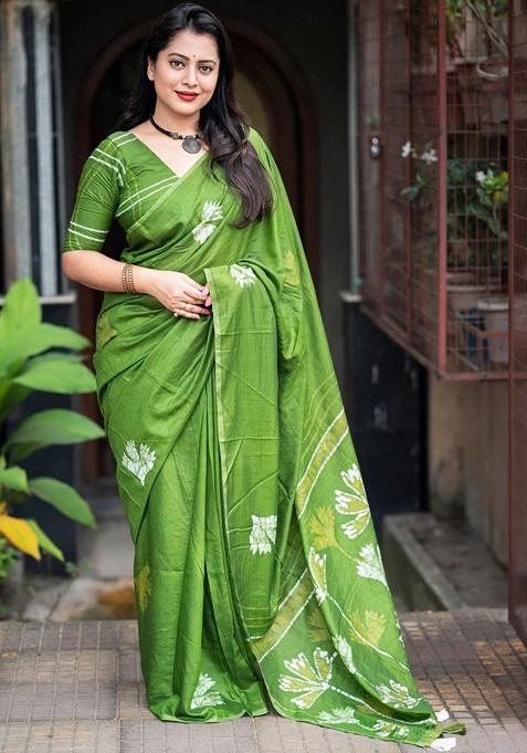Green Printed Blended Saree Set