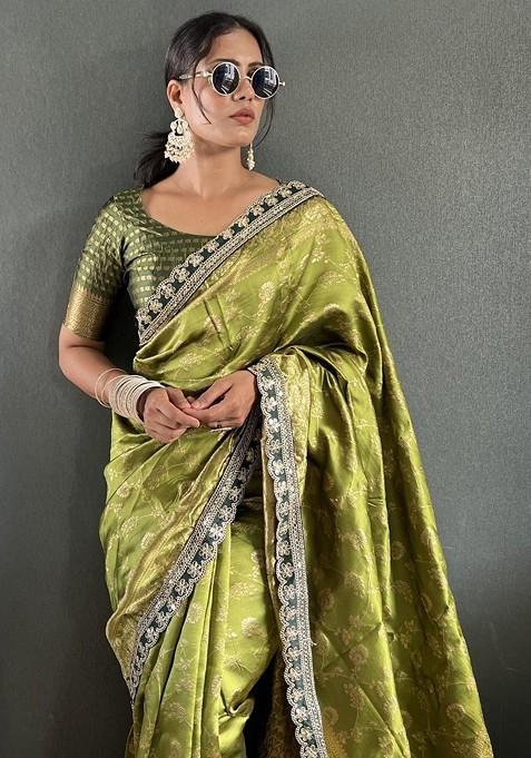 Green Floral Print Blended Saree Set