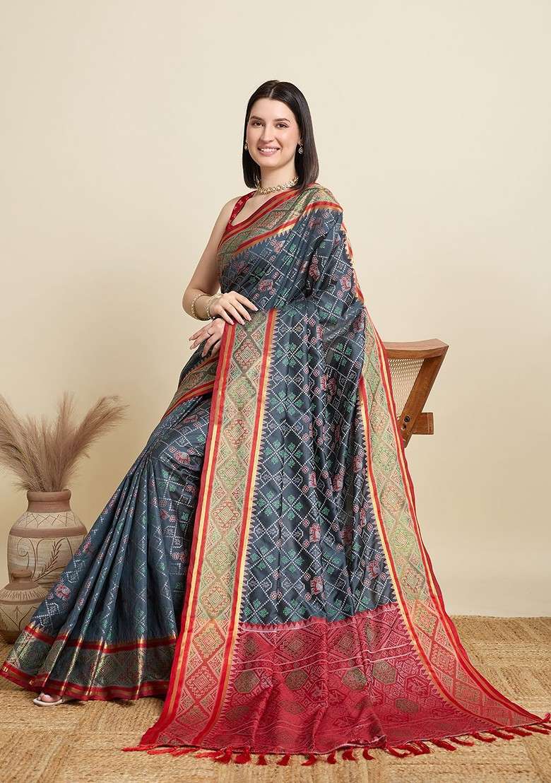 Grey Zari Printed Blended Saree Set for Diwali and Festive Wear - Indya