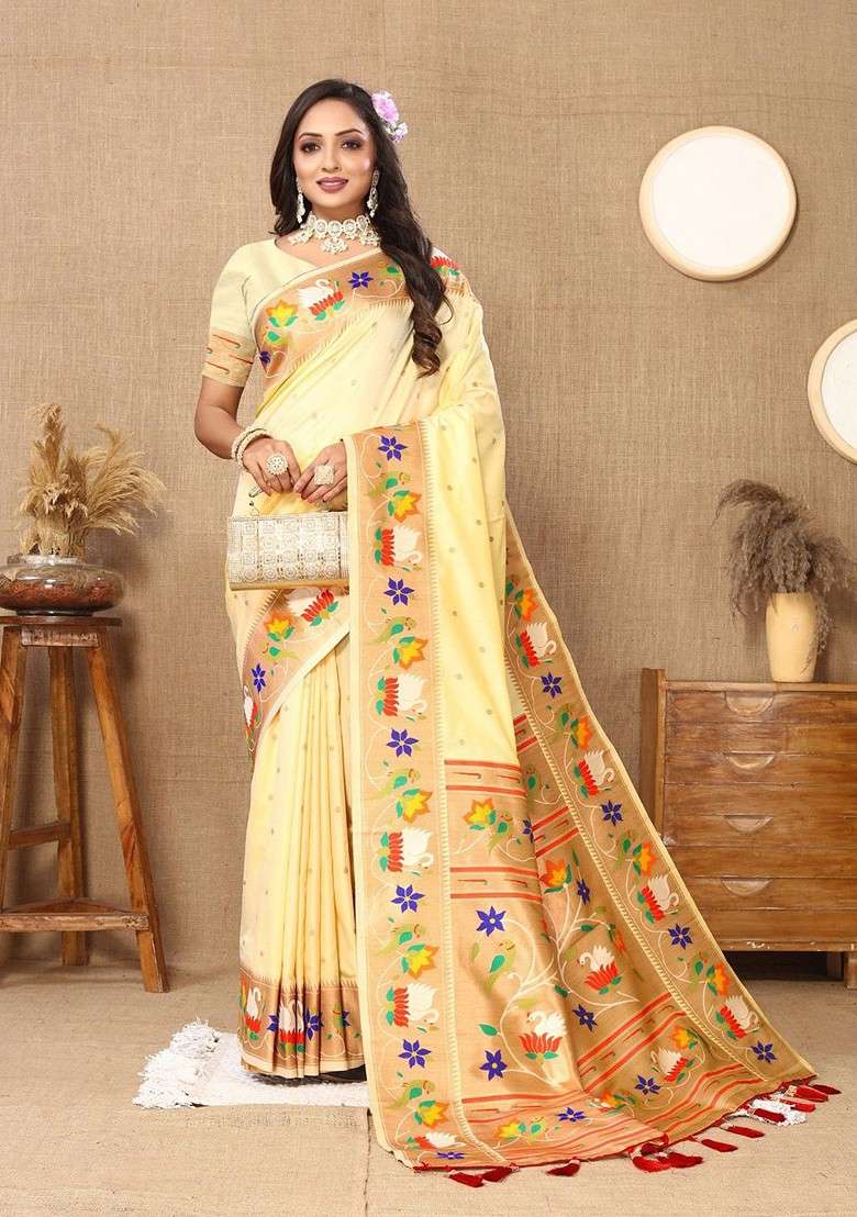 Cream Zari Printed Blended Saree Set - Indya