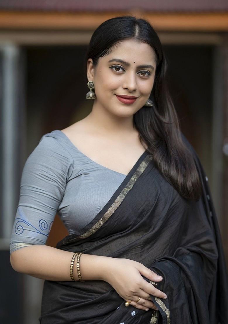 Black Printed Blended Saree Set - Indya