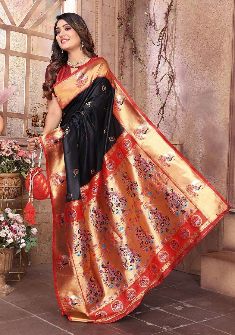 Black Zari Blended Saree Set with Printed for Diwali | Wedding & Festive Wear - Indya