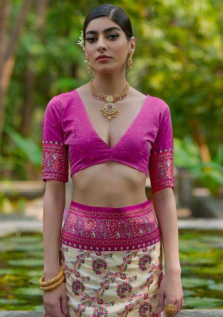 Cream Zari Printed Blended Saree Set - Indya