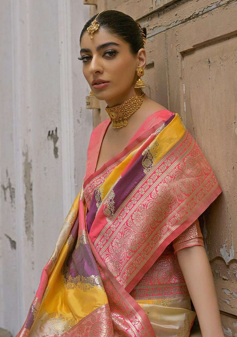 Peach Zari Blended Saree Set with Printed for Diwali | Wedding & Festive Wear - Indya