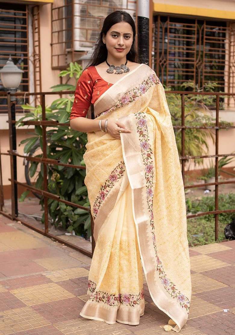 Cream Floral Print Blended Saree Set for Diwali and Festive Wear - Indya