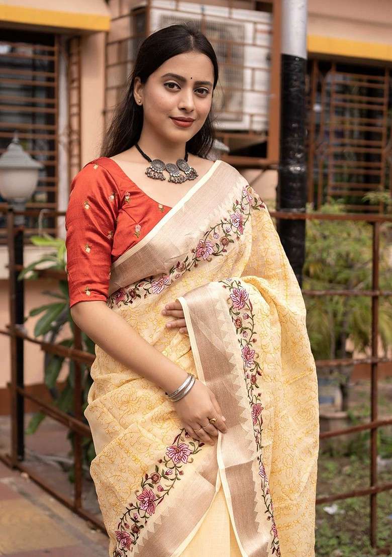 Cream Floral Print Blended Saree Set for Diwali and Festive Wear - Indya