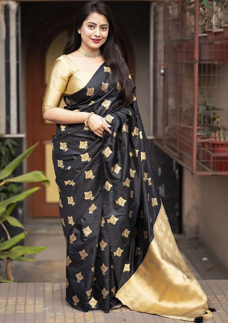Gold Blended Saree Set with Printed for Diwali | Wedding & Festive Wear - Indya