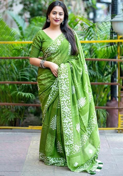 Green Printed Blended Saree Set