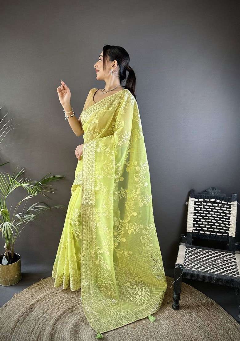 Green Embroidered Blended Saree Set for Diwali and Festive Wear - Indya