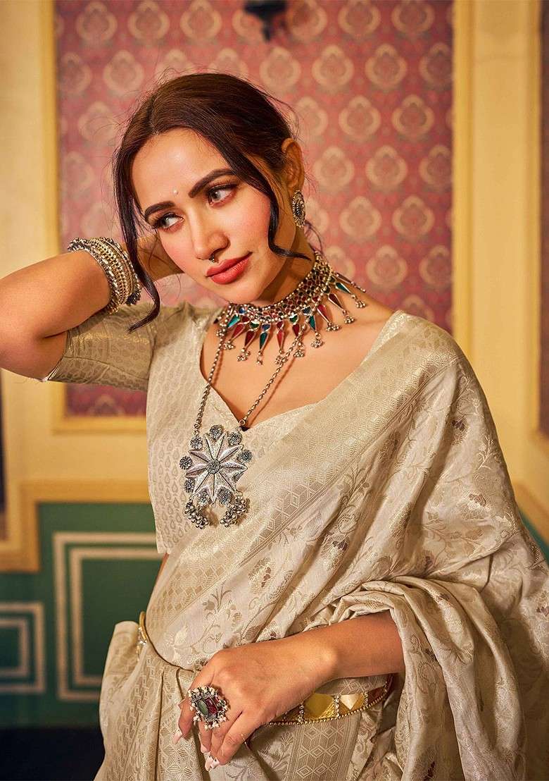 Cream Embroidered Blended Saree Set for Diwali and Festive Wear - Indya